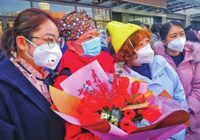 密集出發(fā)！甘肅省第四批援鄂醫(yī)療隊(duì)啟程赴武漢