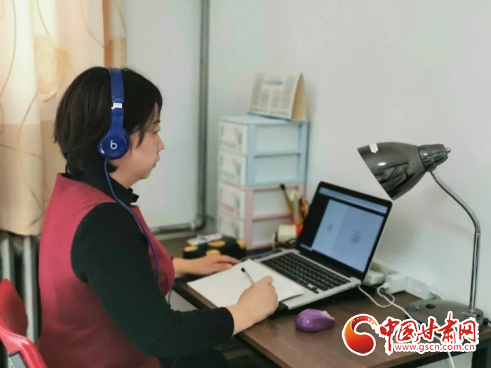 【三八特刊·“疫”線心聲】她，24小時聆聽“疫”動的心