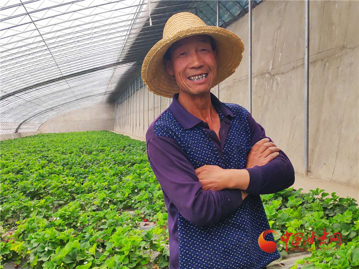 【我家住在黃河邊】李彥英： 家鄉(xiāng)崛起大農(nóng)業(yè) 人在公園當農(nóng)民