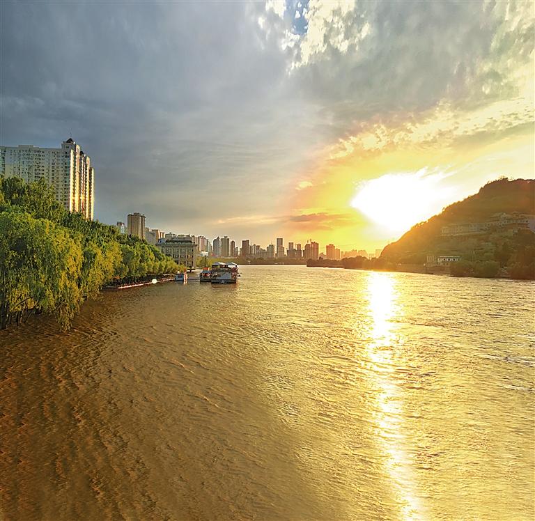 黃河今年第2號洪水出現  黃河蘭州段啟動Ⅳ級應急響應 昨晚11時水流量已達3100m3/s 呈繼續(xù)上漲趨勢