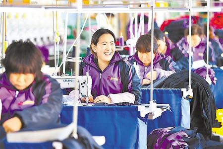 【抓“六穩(wěn)” 促“六?！薄糠€(wěn)就業(yè)有良策 保就業(yè)出實(shí)招——甘肅省全力以赴支持穩(wěn)定就業(yè)確保就業(yè)形勢總體穩(wěn)定