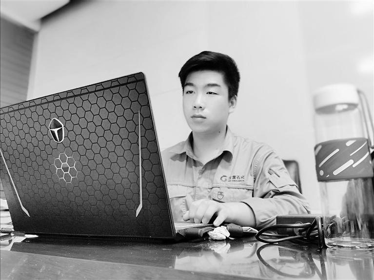 總書(shū)記的話兒記心間丨還沒(méi)畢業(yè)，工作就落實(shí)了!