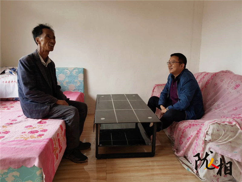 【隴人相】以扶貧為己任 把村民當親人——記元古堆村黨支部第一書記、駐村幫扶工作隊隊長陳元兵