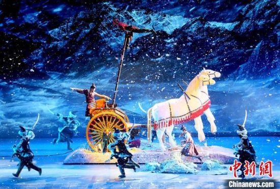 圖為《天下雄關(guān)》演出劇照?！「哒?攝