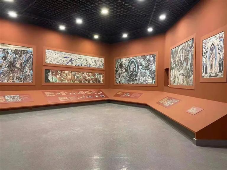 “覺(jué)色敦煌 莫高精神”敦煌石窟藝術(shù)展開(kāi)幕