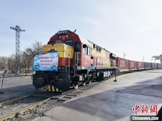 甘肅企業(yè)走出去“危中育新機(jī)” “借船出?！蓖貒H市場