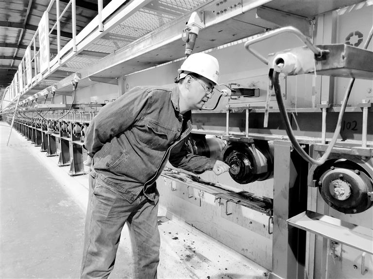 高溫下的堅(jiān)守，讓世界變得更“透明”