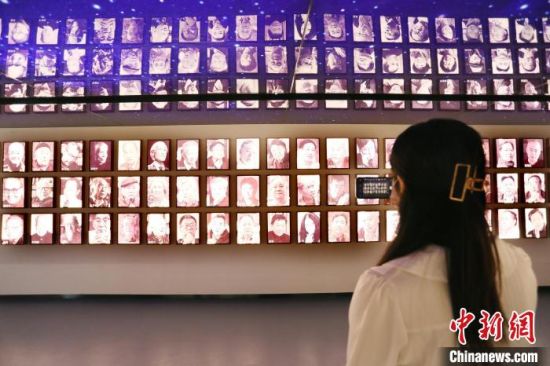 2021年8月21日，蘭州市民參觀讀者博物館。(資料圖) 高展 攝