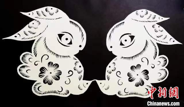 圖為甘肅“非遺人”創(chuàng)作的剪紙兔。(資料圖) 甘肅省非遺保護(hù)中心供圖